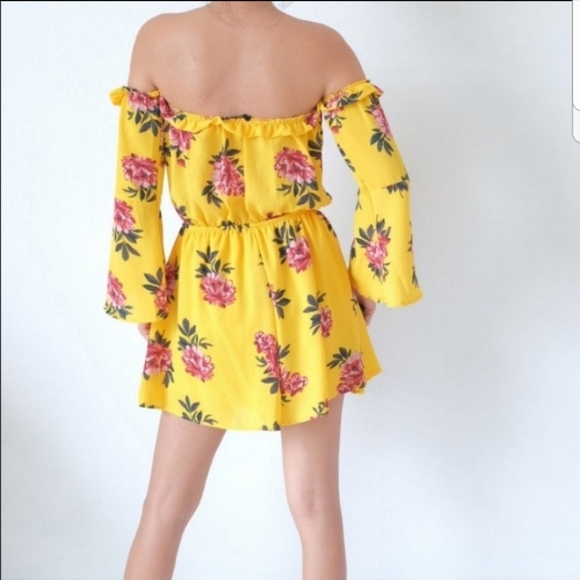 springtime floral off the shoulder romper shorts - Picture 5 of 8